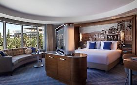 Renaissance Izmir 5*